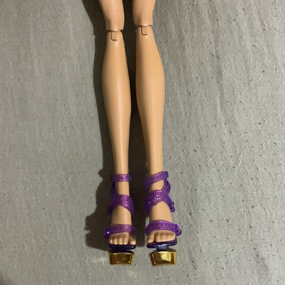 13 Wishes Clawdeen Wolf doll - Picture 5 of 10